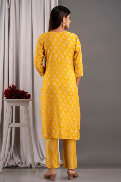 Strate Yellow  Kurti Pent Dupatta
